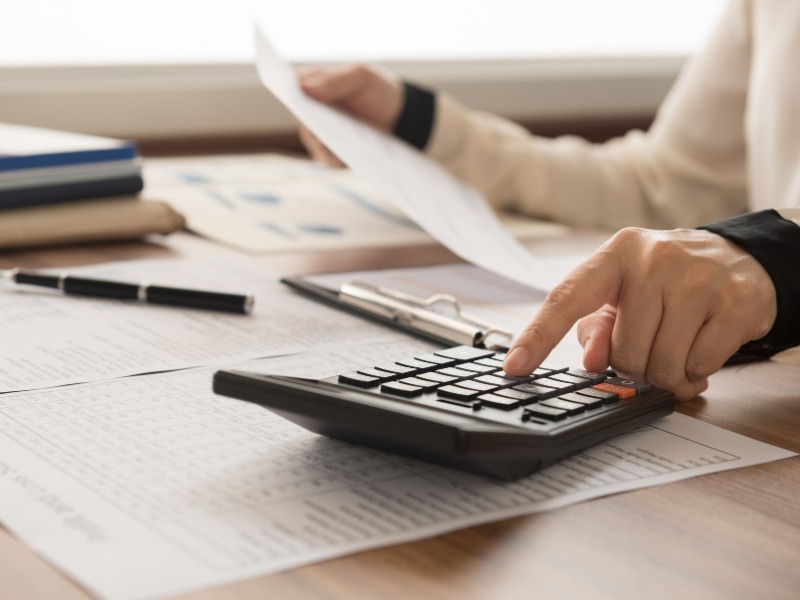 Engenharia tributária para ecommerce em SP: Consultoria Lótus e plataforma otimizando impostos em marketplaces.